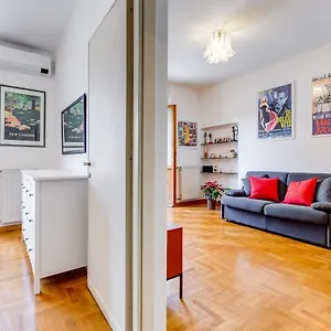 Apartment Am House Colosseo, Rome