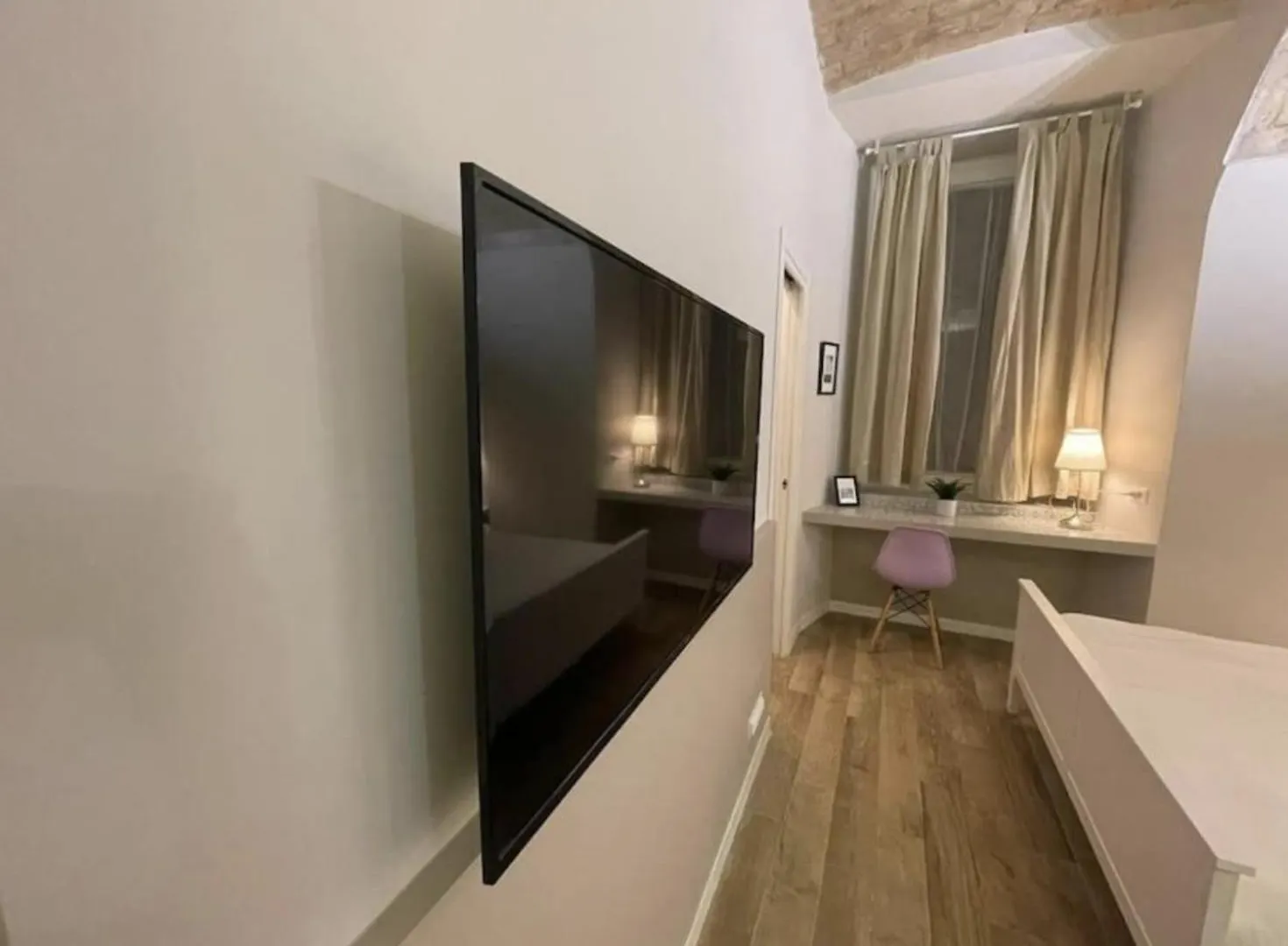 New-Big Honey Colosseum 4Bdr + 2Sofa Bed A/C 罗马 意大利